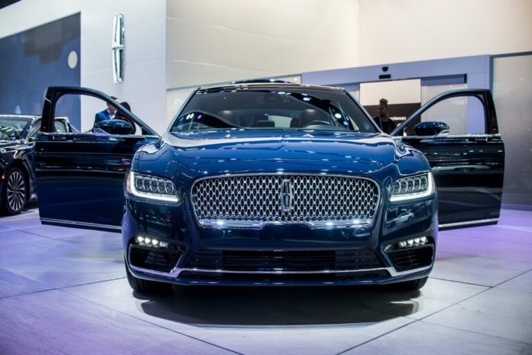 Is Lincoln A Luxury Car Brand?