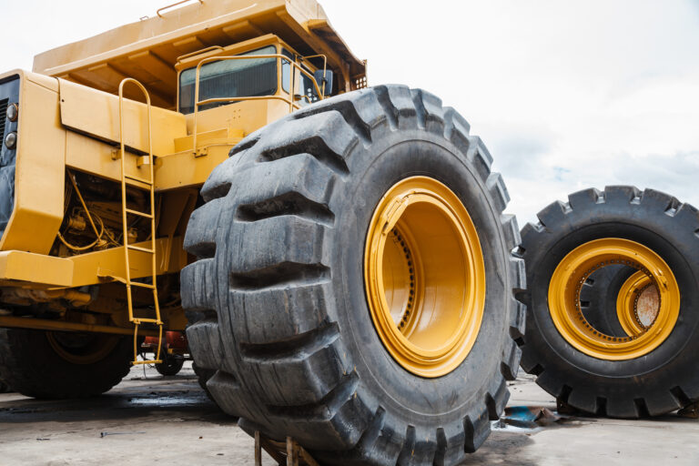 Largest Sleeper Truck Ever Produced: The Ultimate Home on Wheels