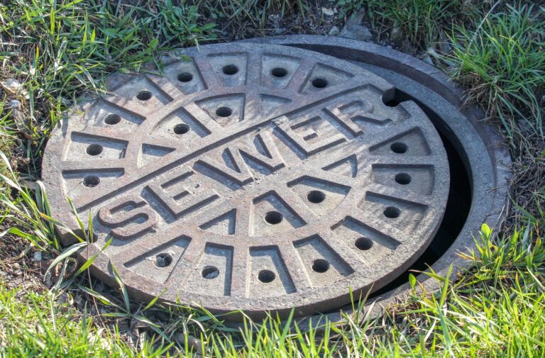 Sewer Cleaning Trucks For Sale: Your Comprehensive Guide to a Vital Investment